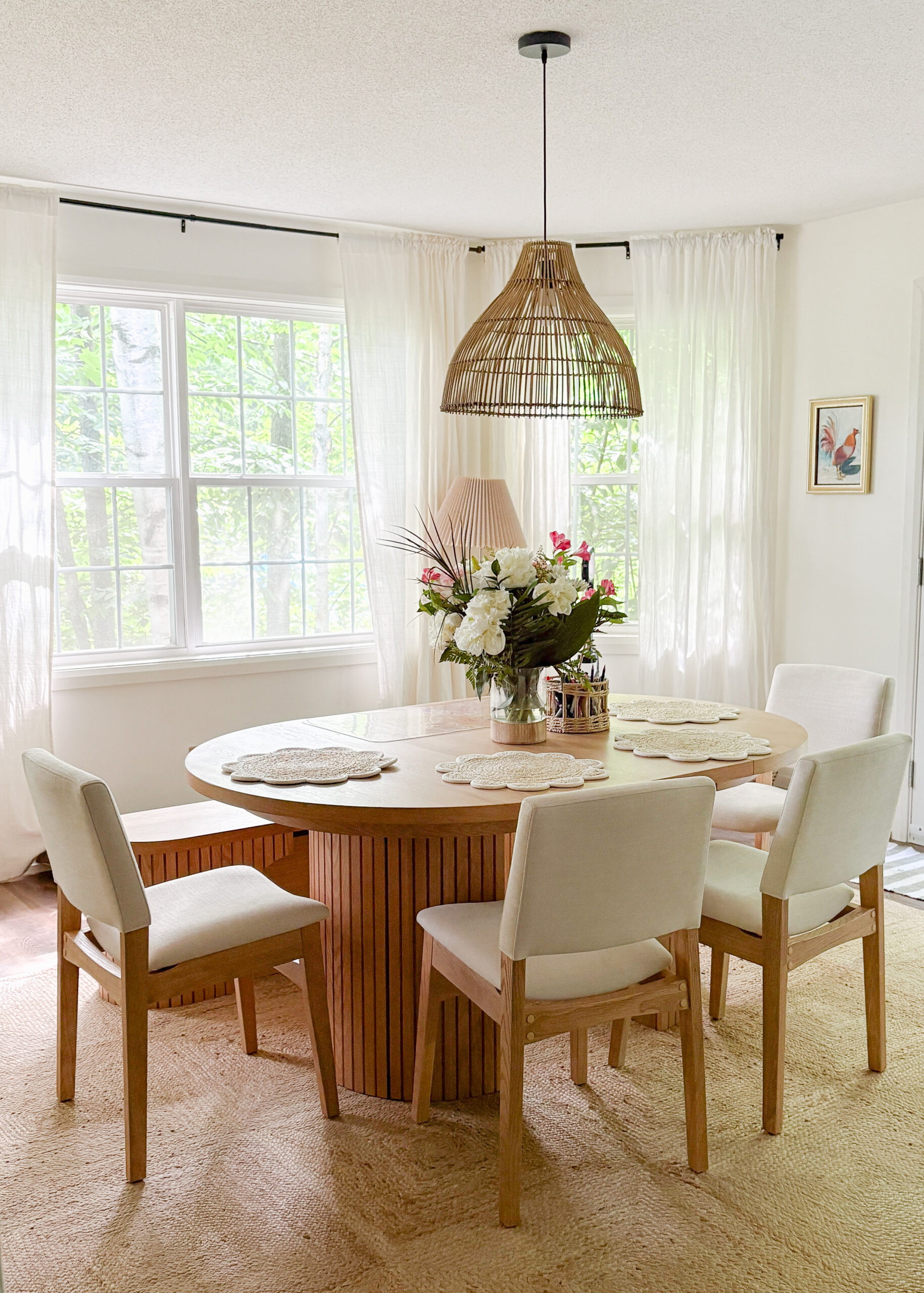 How to Deep Clean a Small Apartment (Without Wasting Space!)